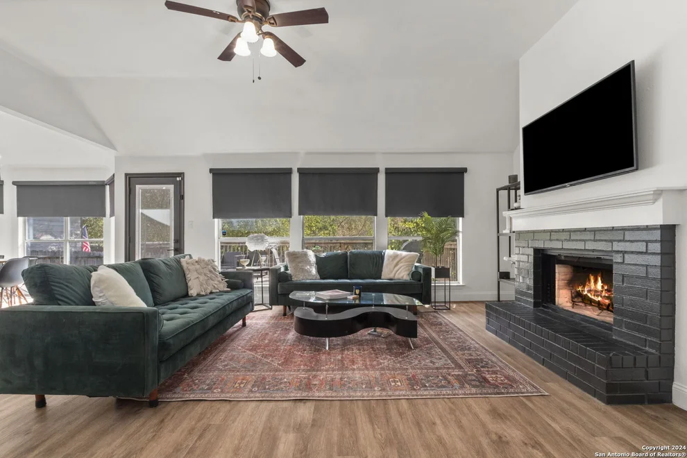 Unit for sale at 1605 Lancaster, San Marcos, TX 78666