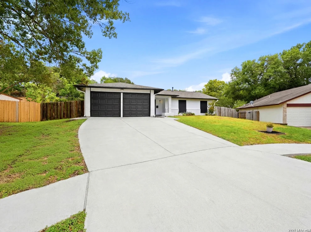 Unit for sale at 12103 Stevens Ct, Live Oak, TX 78233