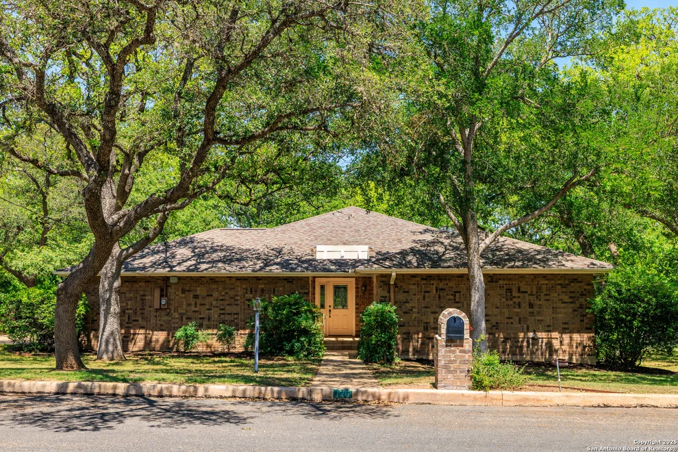 Unit for sale at 126 tanglewood, Fredericksburg, TX 78624
