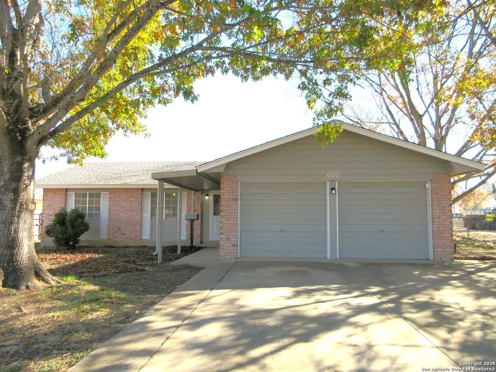 Unit for sale at 600 River, Schertz, TX 78154