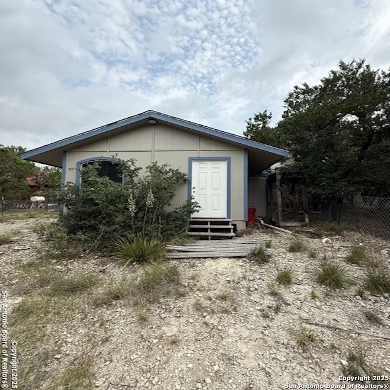 Unit for sale at 28 28th, Lakehills, TX 78063