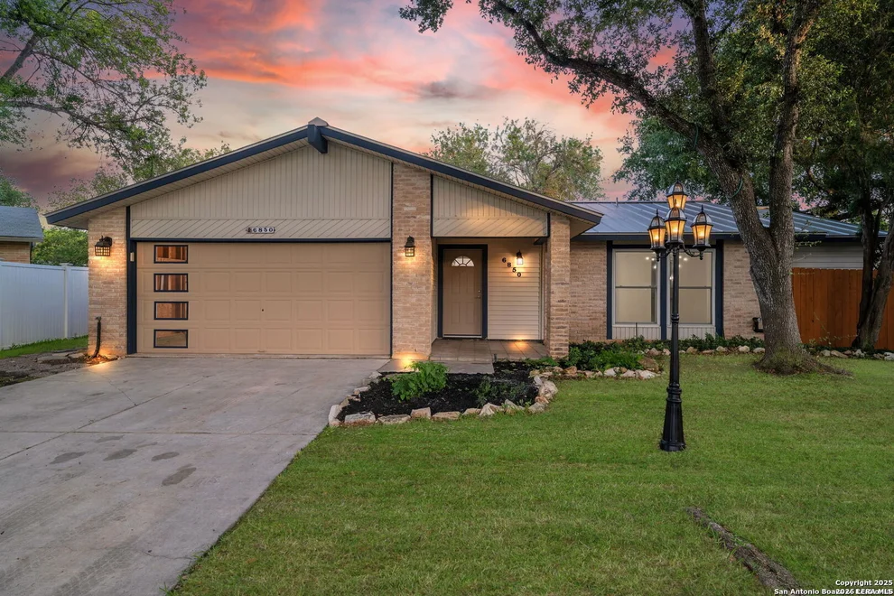 Unit for sale at 6850 Agua Calientes, San Antonio, TX 78239