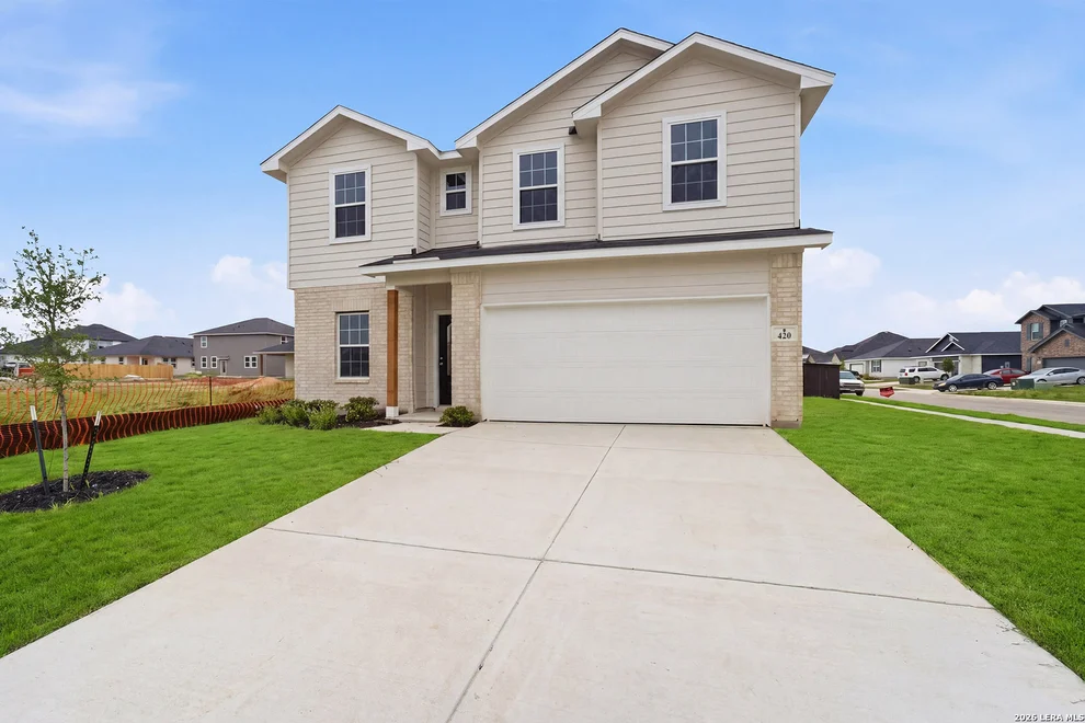 Unit for sale at 420 IVY RD, Seguin, TX 78155