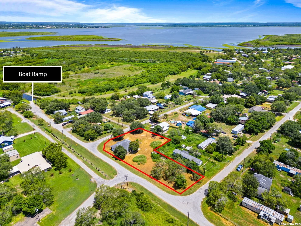 Unit for sale at 133 LAKE ST, Mathis, TX 78368