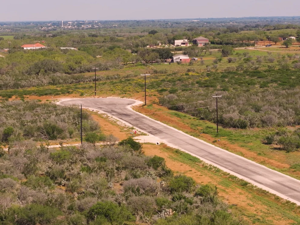 Unit for sale at 161 CR 2644, Moore, TX 78057