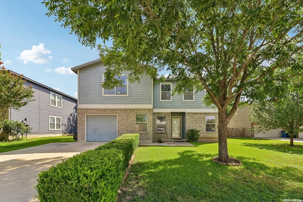 Unit for sale at 620 NORTHLAKE DR, New Braunfels, TX 78130