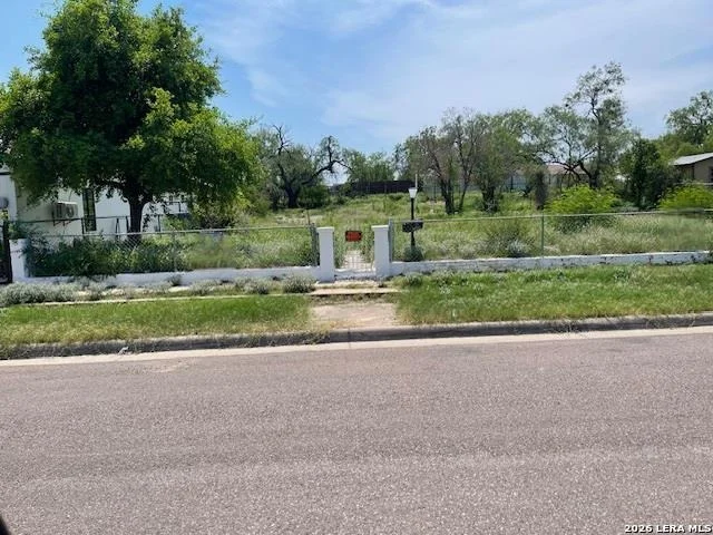 Unit for sale at 969 Ave D, Eagle Pass, TX 78852