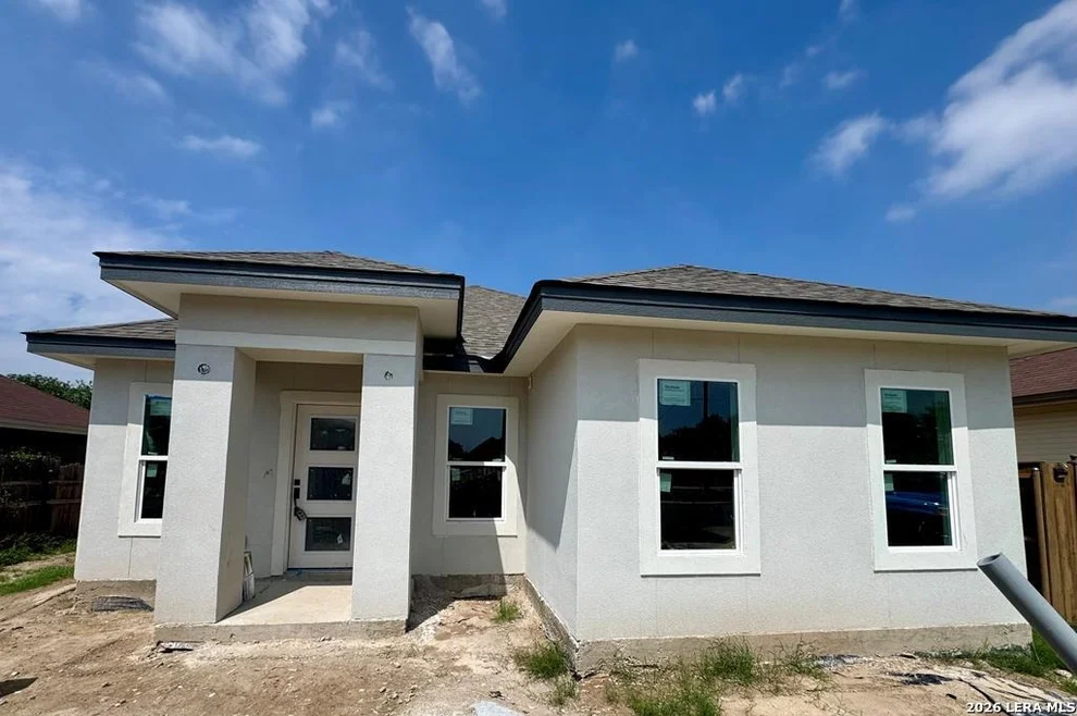 Unit for sale at 183 Richard Lane, Eagle Pass, TX 78852