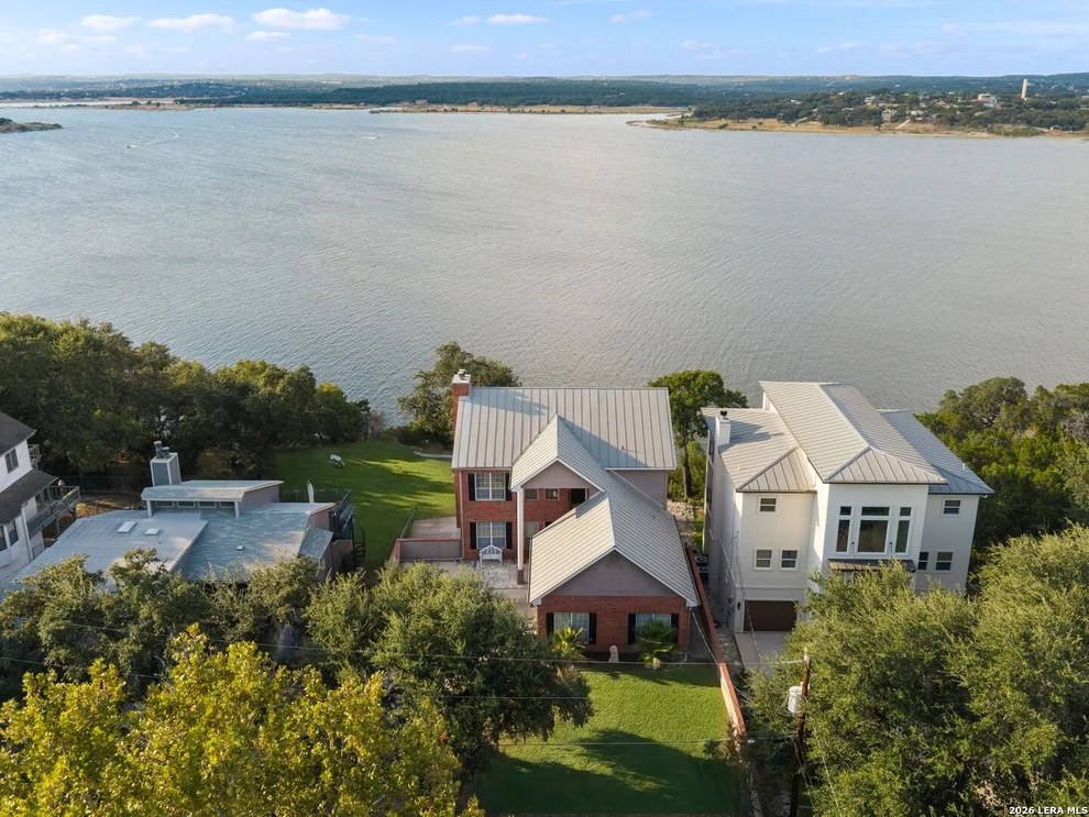 Unit for sale at 1870 Stagecoach Dr, Canyon Lake, TX 78133