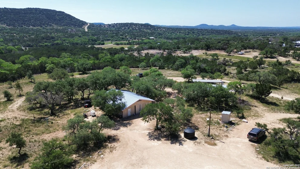 Unit for sale at 106 E Mari-B Dr., Center Point, TX 78010