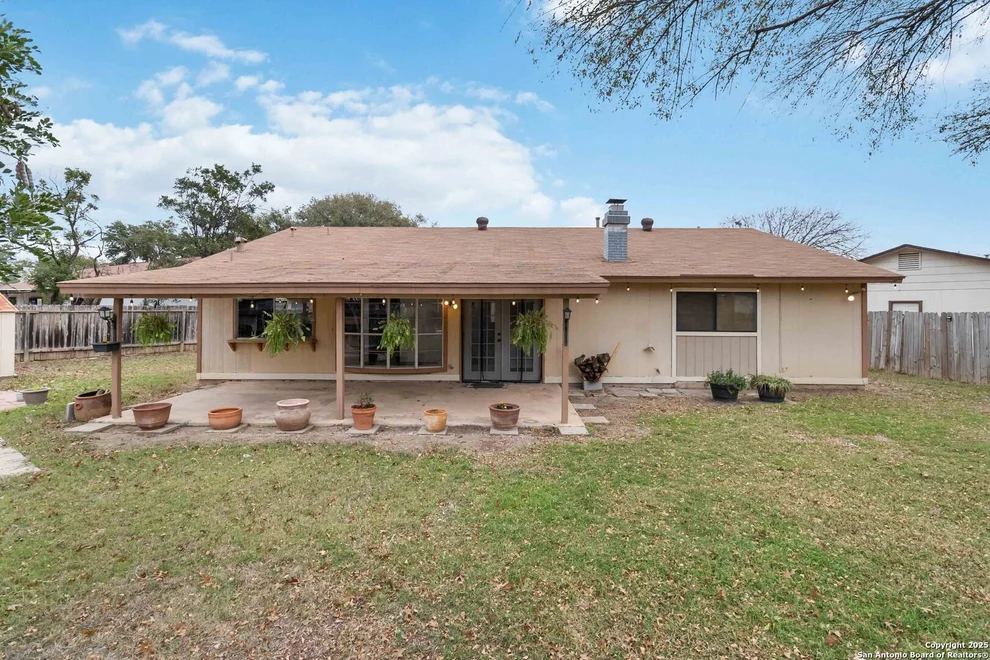 Unit for sale at 3901 Pipers Haven, San Antonio, TX 78251