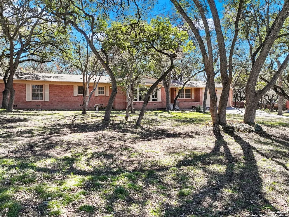 Unit for sale at 306 ZORNIA DR, Castle Hills, TX 78213