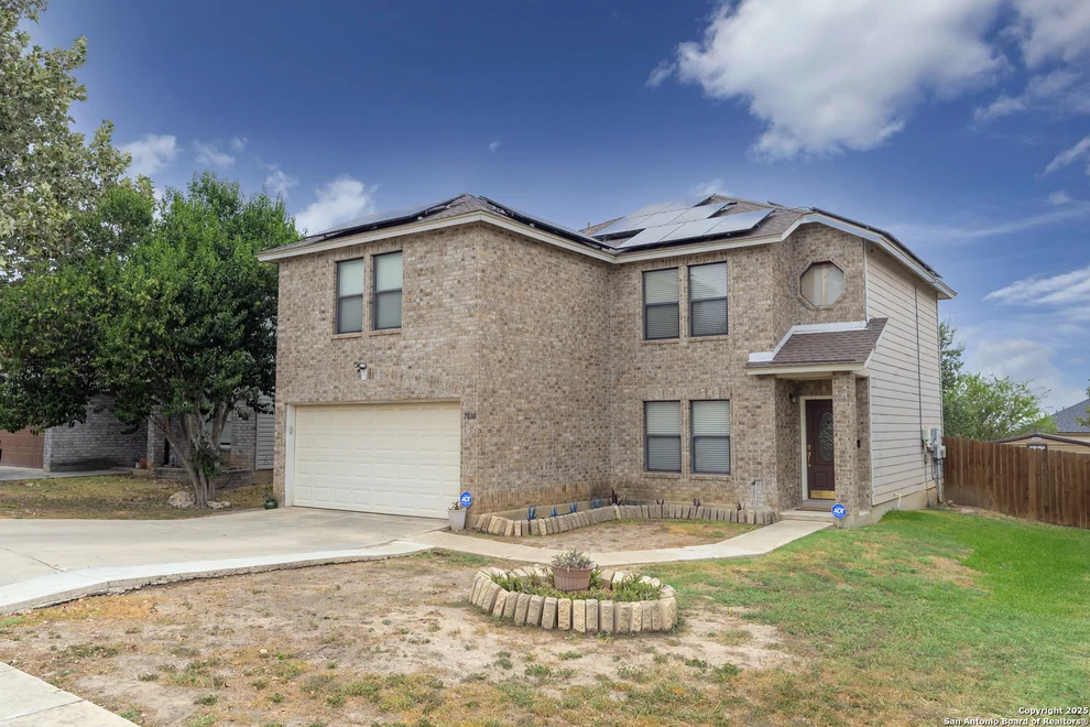 Unit for sale at 7030 Elusive, San Antonio, TX 78233