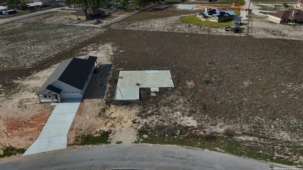 Unit for sale at 170 Pine Valley, La Vernia, TX 78121