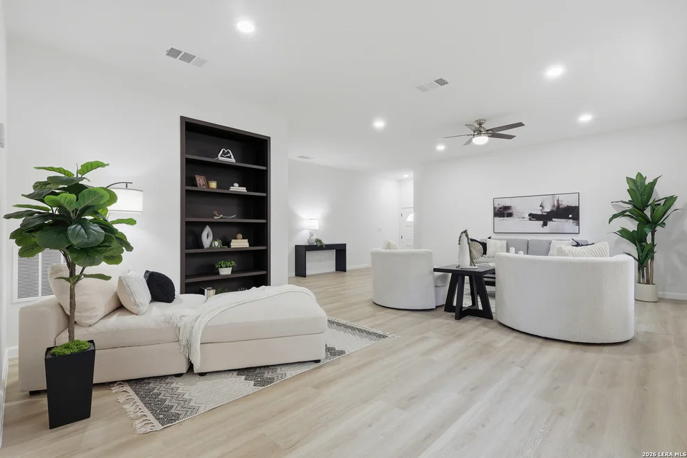 Unit for sale at 9194 Ridge Path, San Antonio, TX 78250