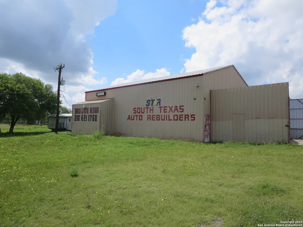 Unit for sale at 4615 S FLORES RD, Elmendorf, TX 78112