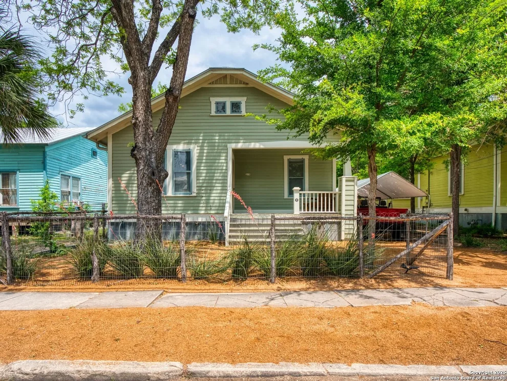 Unit for sale at 215 Vance Street, San Antonio, TX 78210