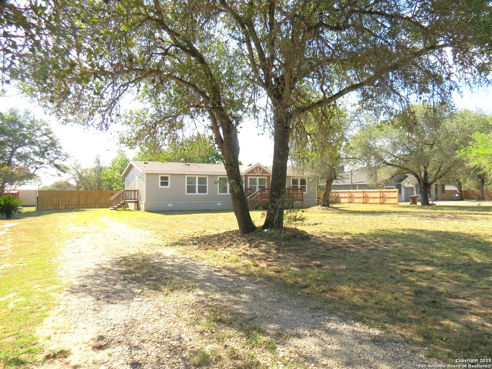Unit for sale at 119 Creekbend, Floresville, TX 78114