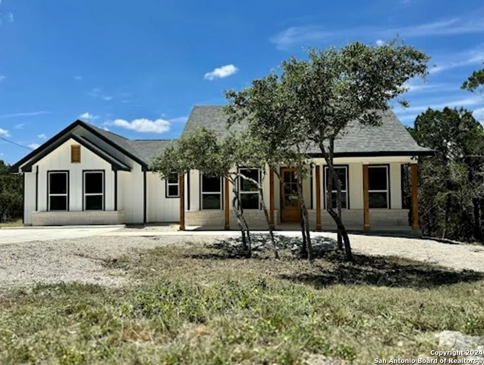 Unit for sale at 1435 Redwood Rd, Fischer, TX 78623