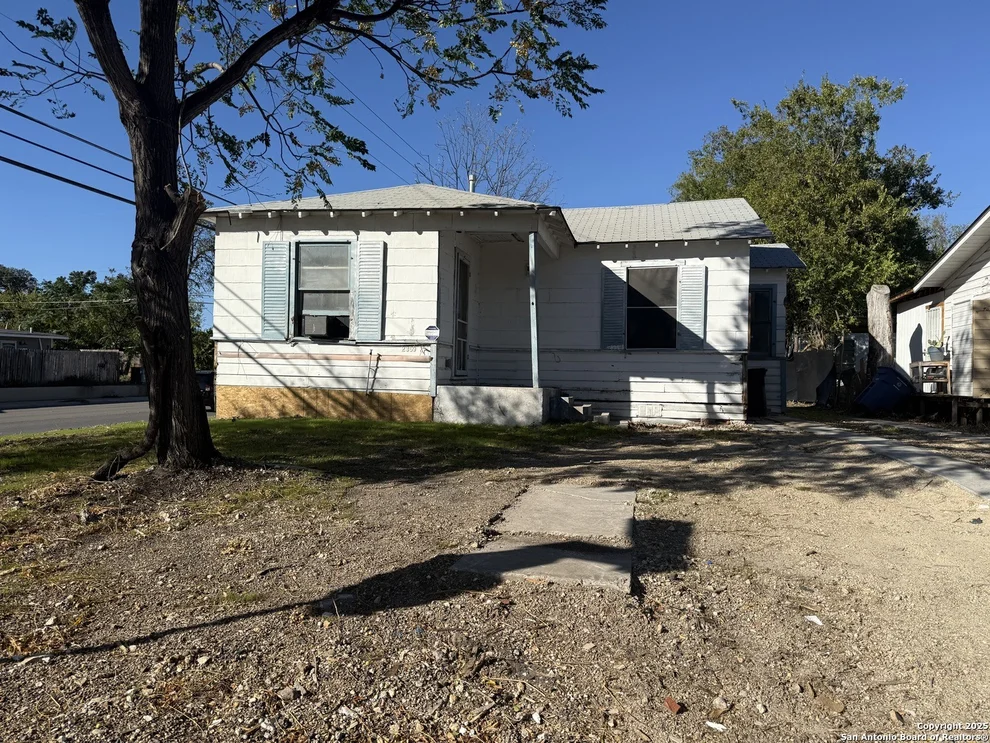 Unit for sale at 2359 Waverly, San Antonio, TX 78228
