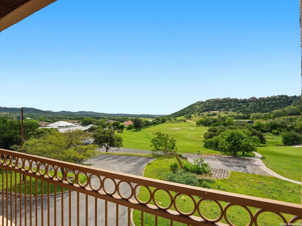 Unit for sale at 20 TAPATIO DR E, Boerne, TX 78006