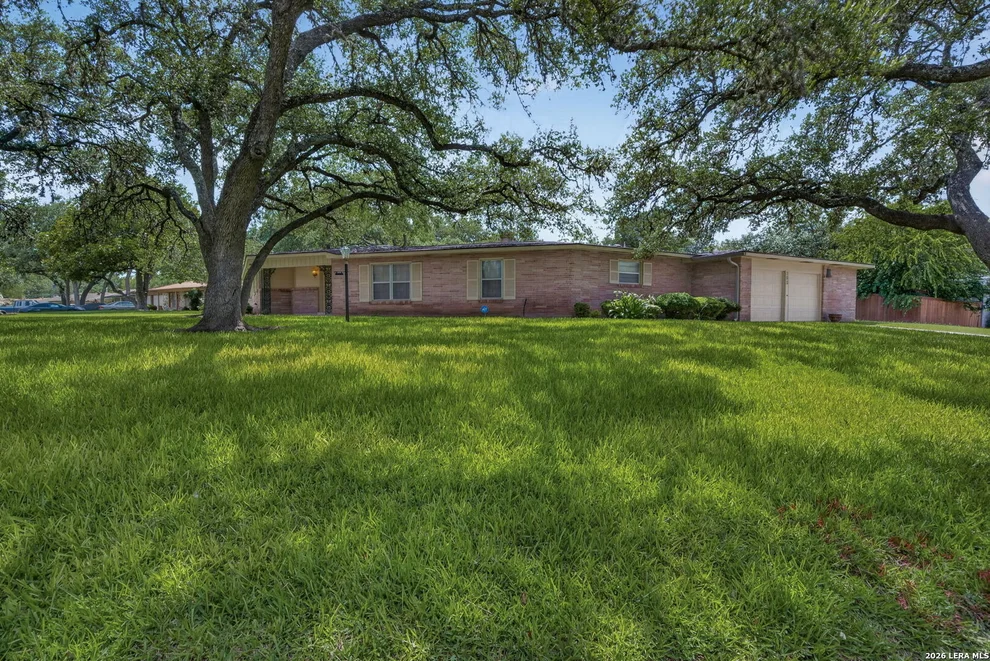 Unit for sale at 105 DORIS DR, Universal City, TX 78148