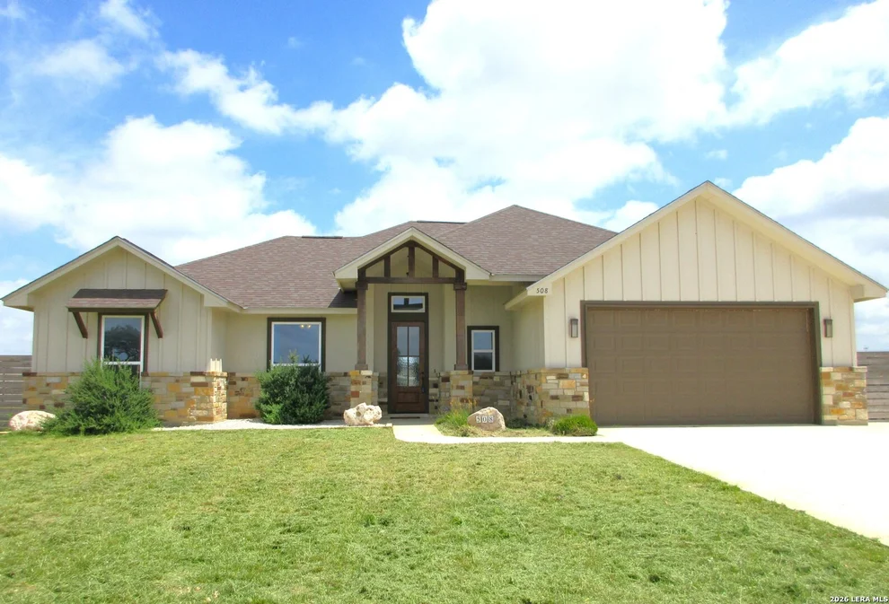 Unit for sale at 508 ALTA VISTA DR, Pleasanton, TX 78064