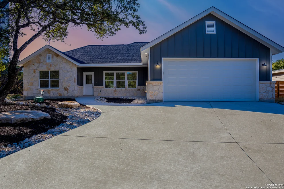Unit for sale at 588 Indian Scout, Spring Branch, TX 78070