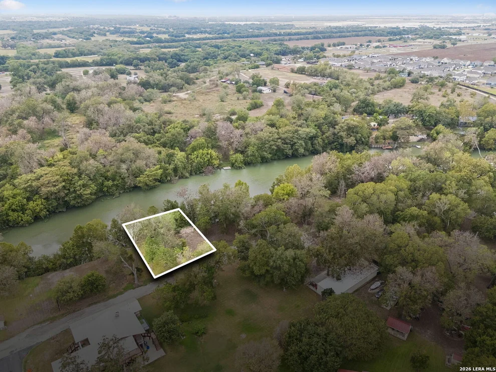 Unit for sale at 8 RIVER OAK DR, Seguin, TX 78155