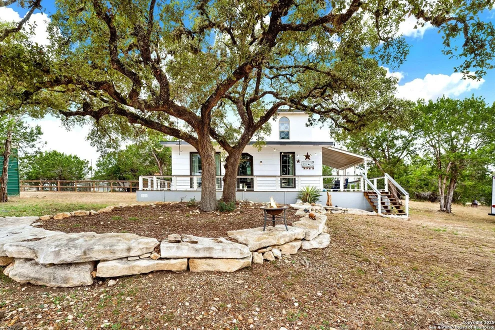 Unit for sale at 260 PR 1512, Bandera, TX 78003