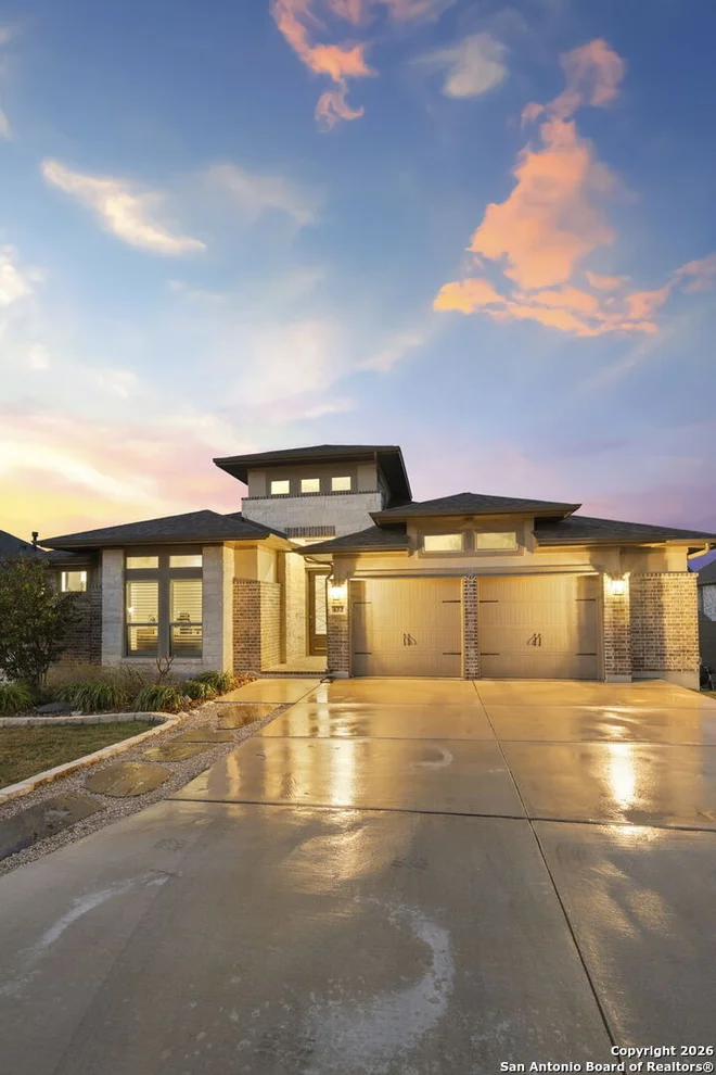 Unit for sale at 422 Bridle Trail, New Braunfels, TX 78132