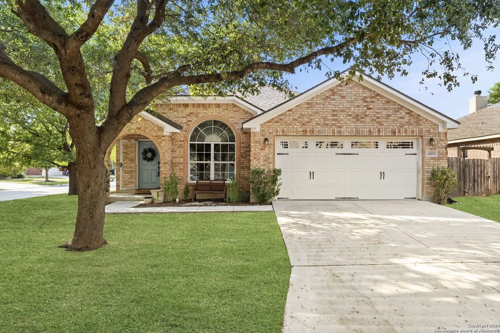 Unit for sale at 14203 MAN O WAR, San Antonio, TX 78248