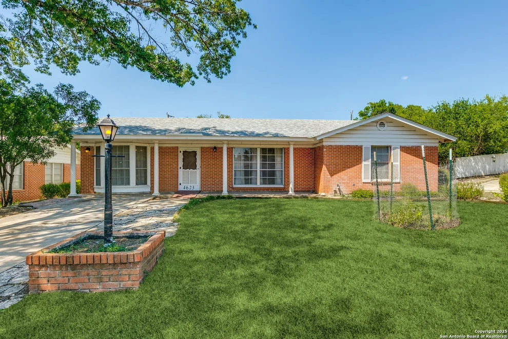 Unit for sale at 4623 Chedder Drive, San Antonio, TX 78229