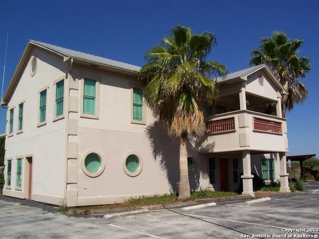 Unit for sale at 3435 Salado Creek Dr, San Antonio, TX 78217