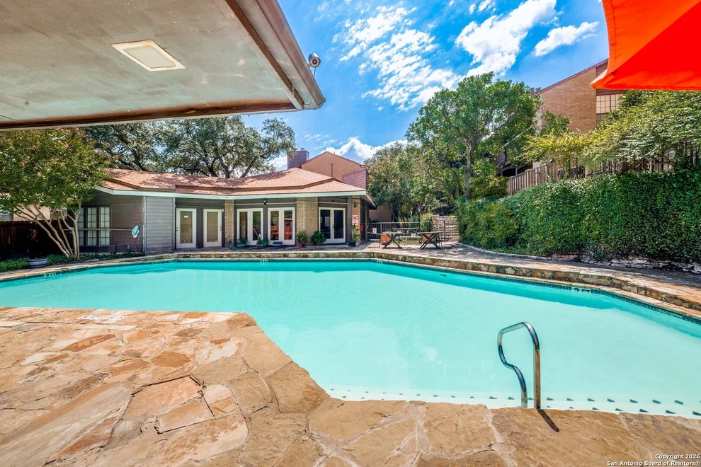 Unit for sale at 8611 Datapoint Dr, San Antonio, TX 78229