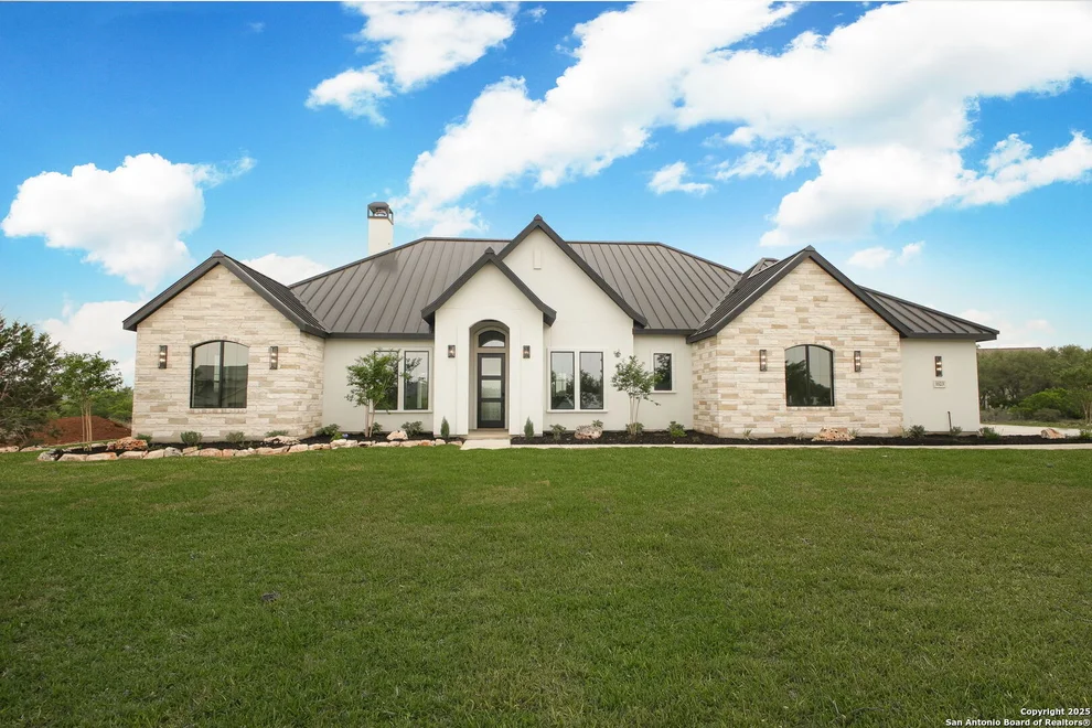 Unit for sale at 1123 Vintage Way, New Braunfels, TX 78132
