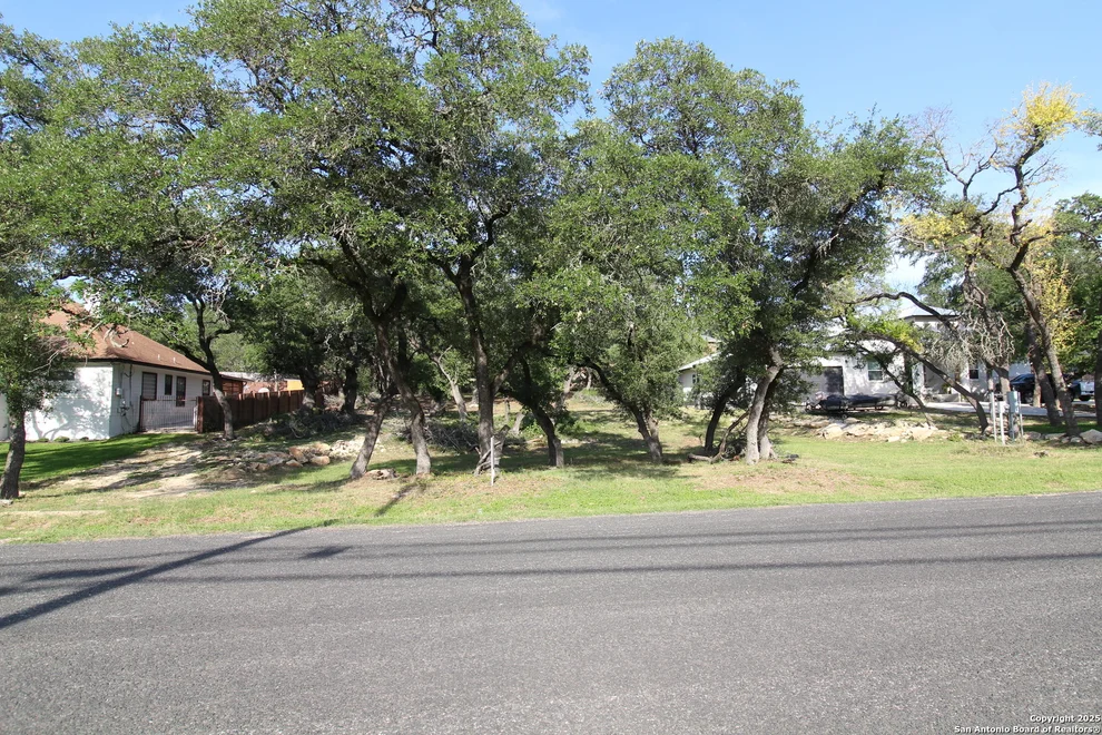 Unit for sale at 27252 Sherwood Forest, San Antonio, TX 78260