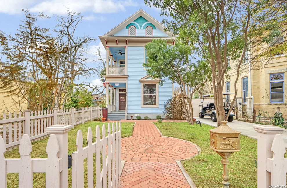 Unit for sale at 123 cedar, San Antonio, TX 78210