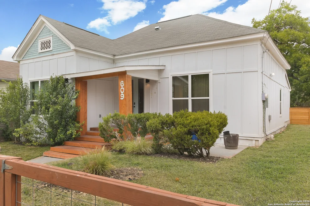 Unit for sale at 609 DAKOTA ST, San Antonio, TX 78203
