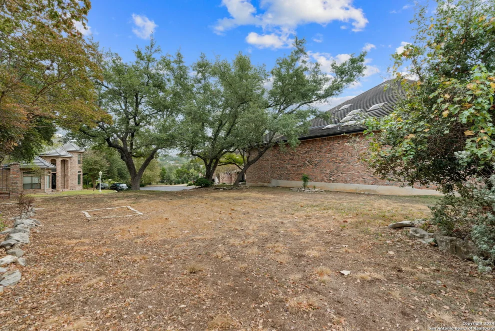 Unit for sale at 23 Westcourt Ln, San Antonio, TX 78257