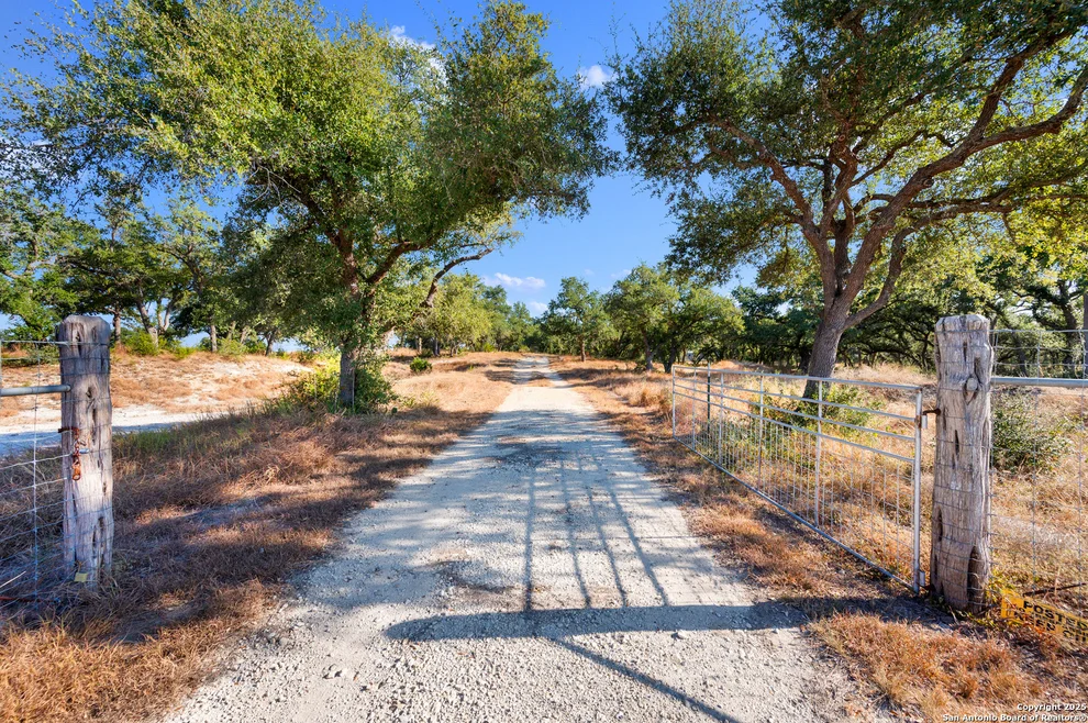 Unit for sale at 235 Sattler Rd, Spring Branch, TX 78070