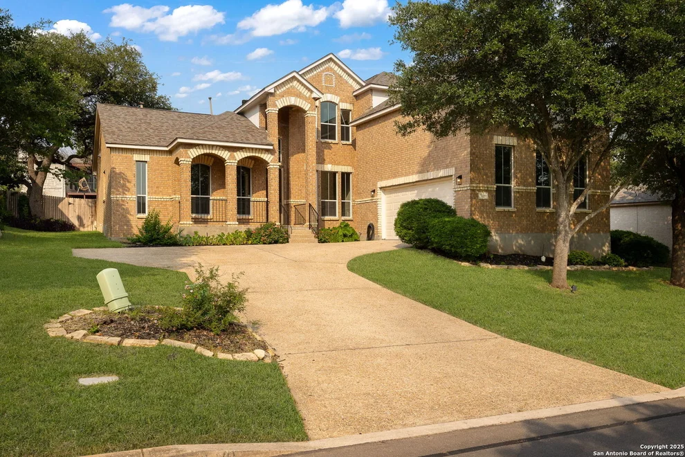 Unit for sale at 7727 Moss Brook, San Antonio, TX 78255