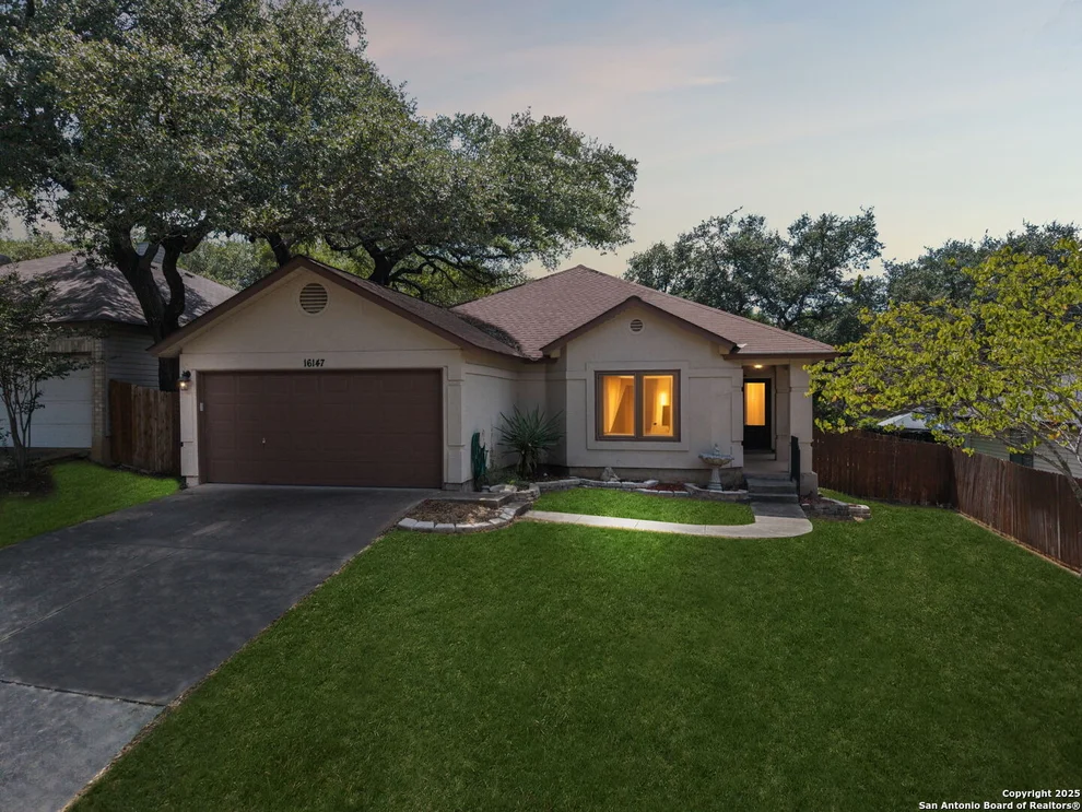 Unit for sale at 16147 Treeridge Pl, San Antonio, TX 78247