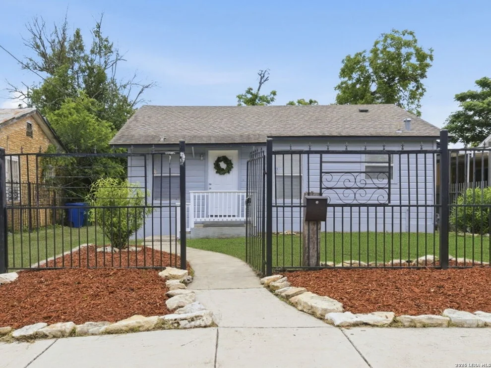 Unit for sale at 2014 Hays St, San Antonio, TX 78202