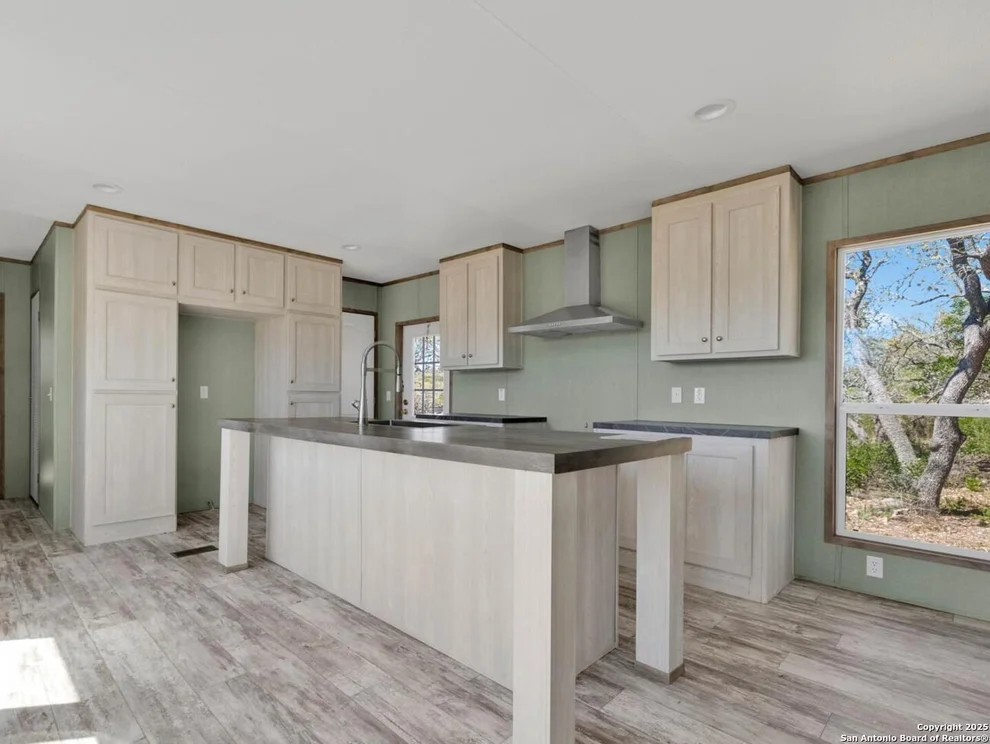 Unit for sale at 198 County Road 2470, Hondo, TX 78861