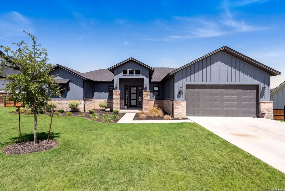 Unit for sale at 116 Woodbridge Dr, La Vernia, TX 78121
