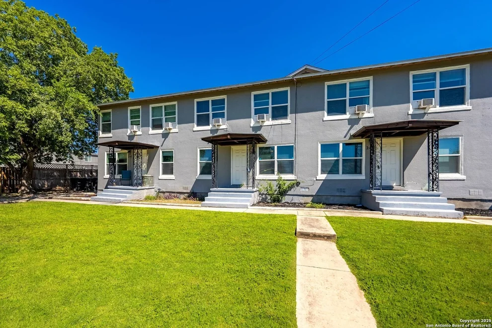 Unit for sale at 241 Deerwood Dr, San Antonio, TX 78209