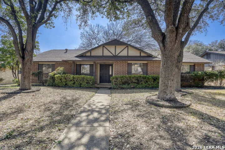 Unit for sale at 13735 Forest Point, San Antonio, TX 78231