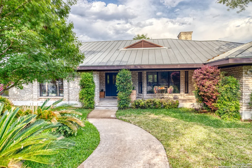 Unit for sale at 1304 E LEONA RD, Uvalde, TX 78801