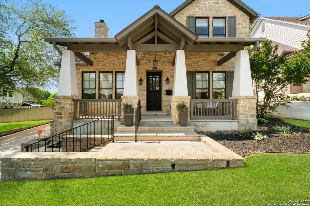 Unit for sale at 228 Cloverleaf, Alamo Heights, TX 78209